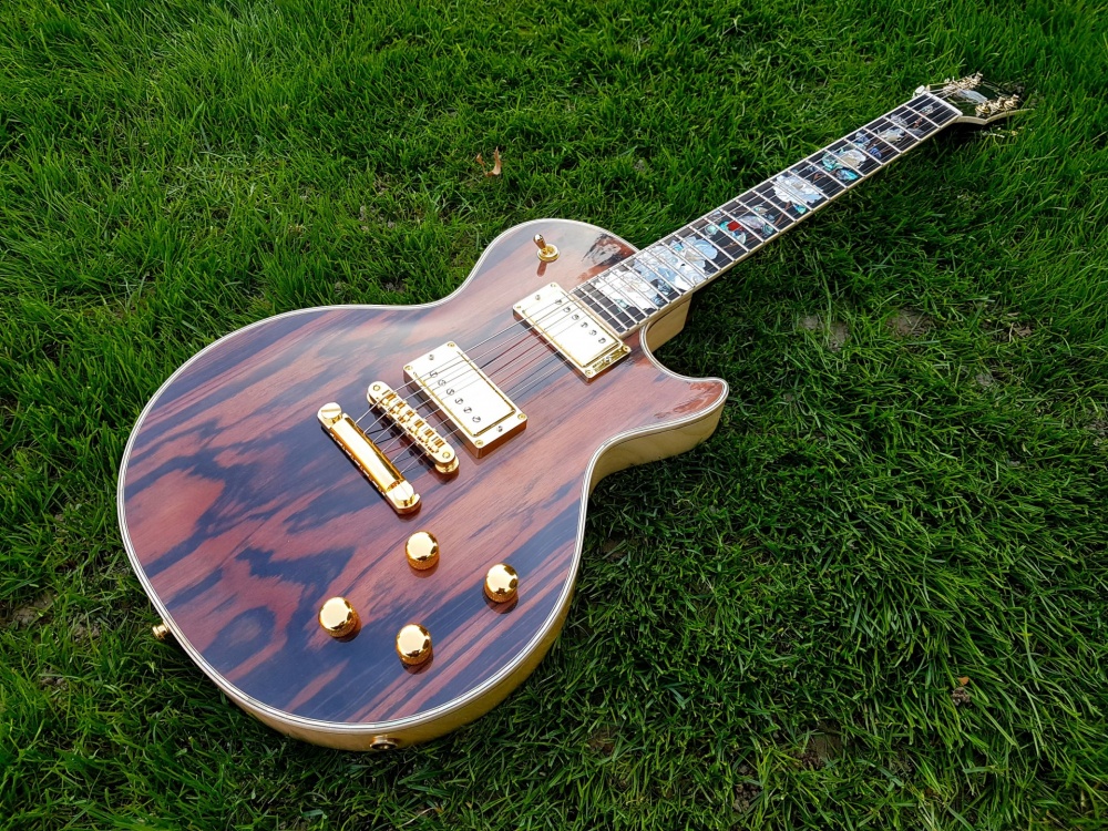 November 2017 Guitar Of The Month